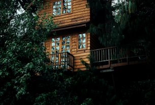 Jak wybrać idealny dom z drewna?